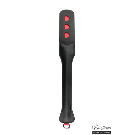 Cravaches et tapettes