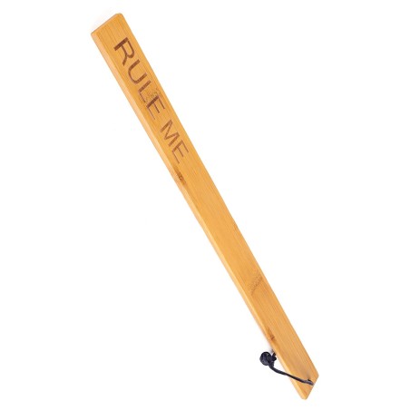 Cravaches et tapettes